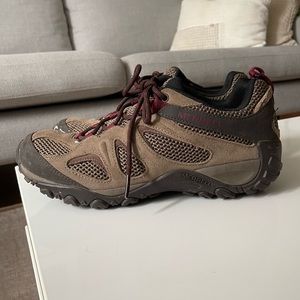 Merrill womens Moab hiking shoe